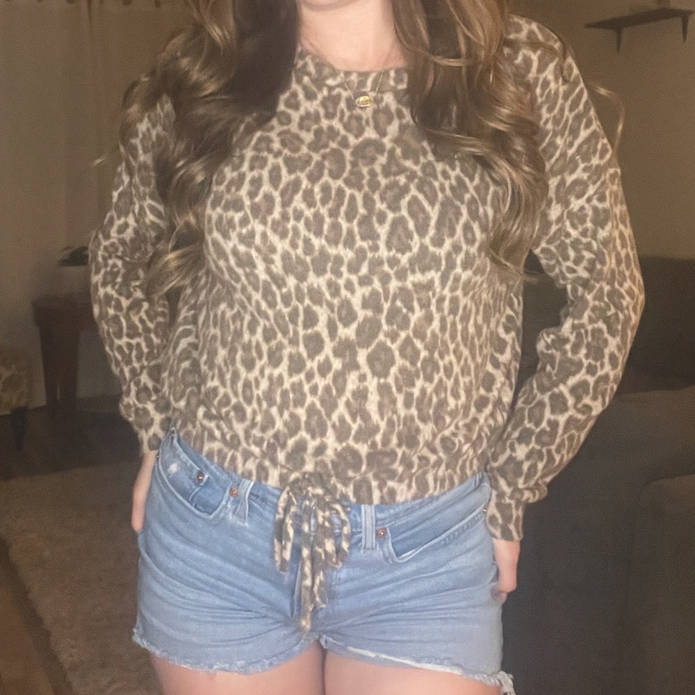 Gaze Leopard Print Long Sleeve Top